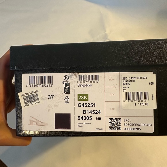 CHANEL SLINGBACK PATENT LEATHER SANDAL - Picture 5 of 7